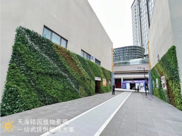 网红植物墙，商业街墙面仿真绿植